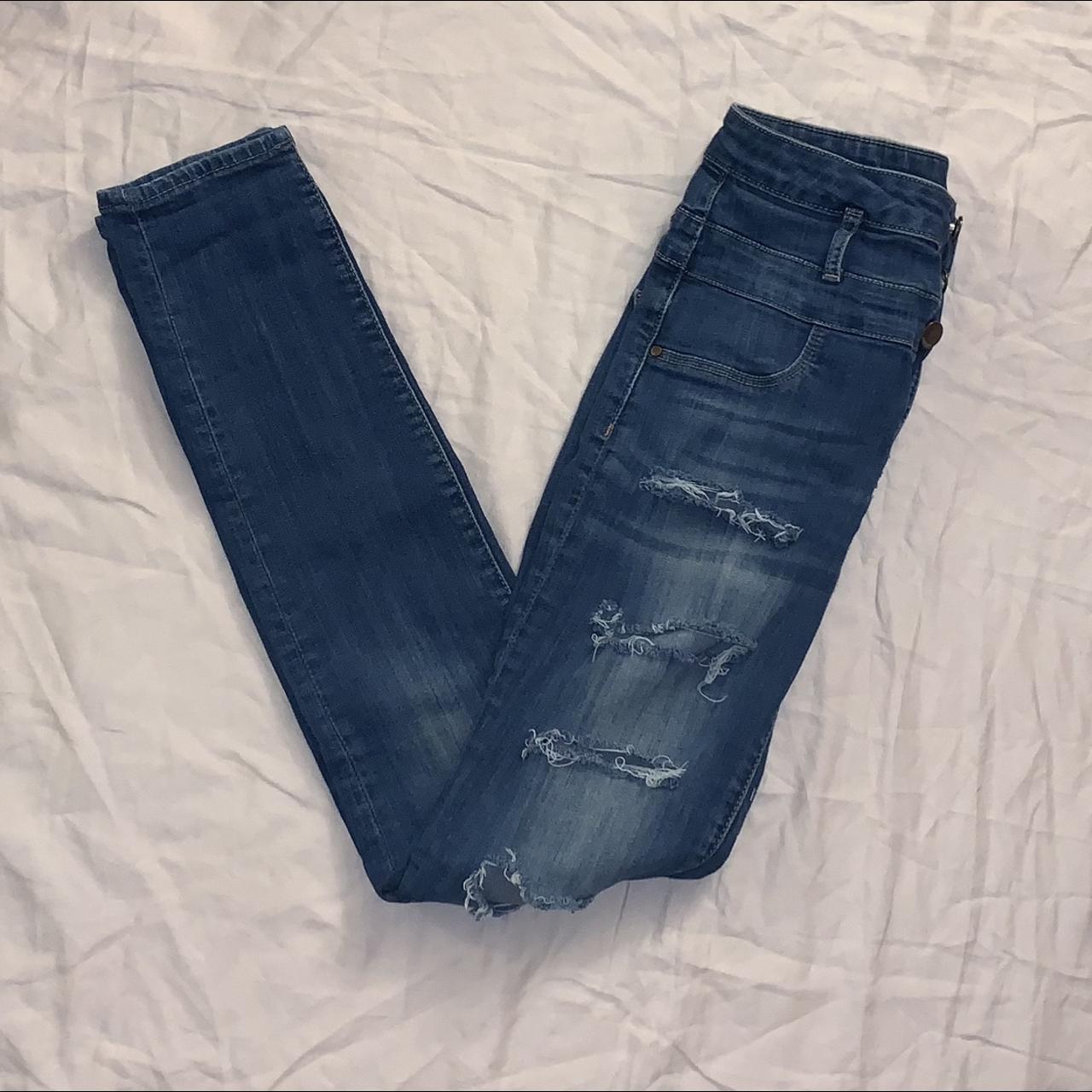 skinny ripped jeans women’s size 4 no flaws not... - Depop