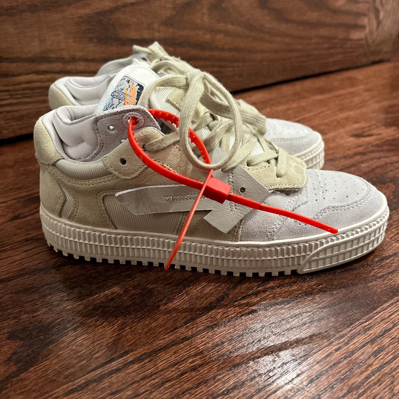 off white womens 4