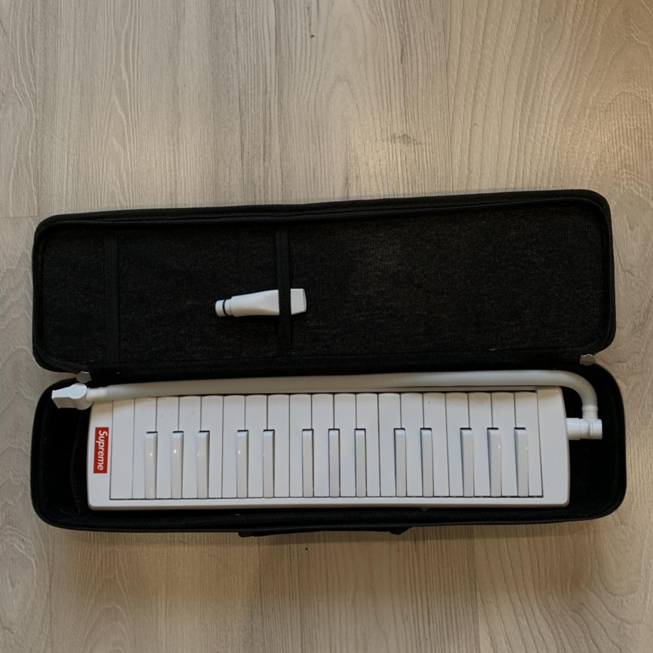 Supreme x Hohner Melodica, Condition vnds, Legit...