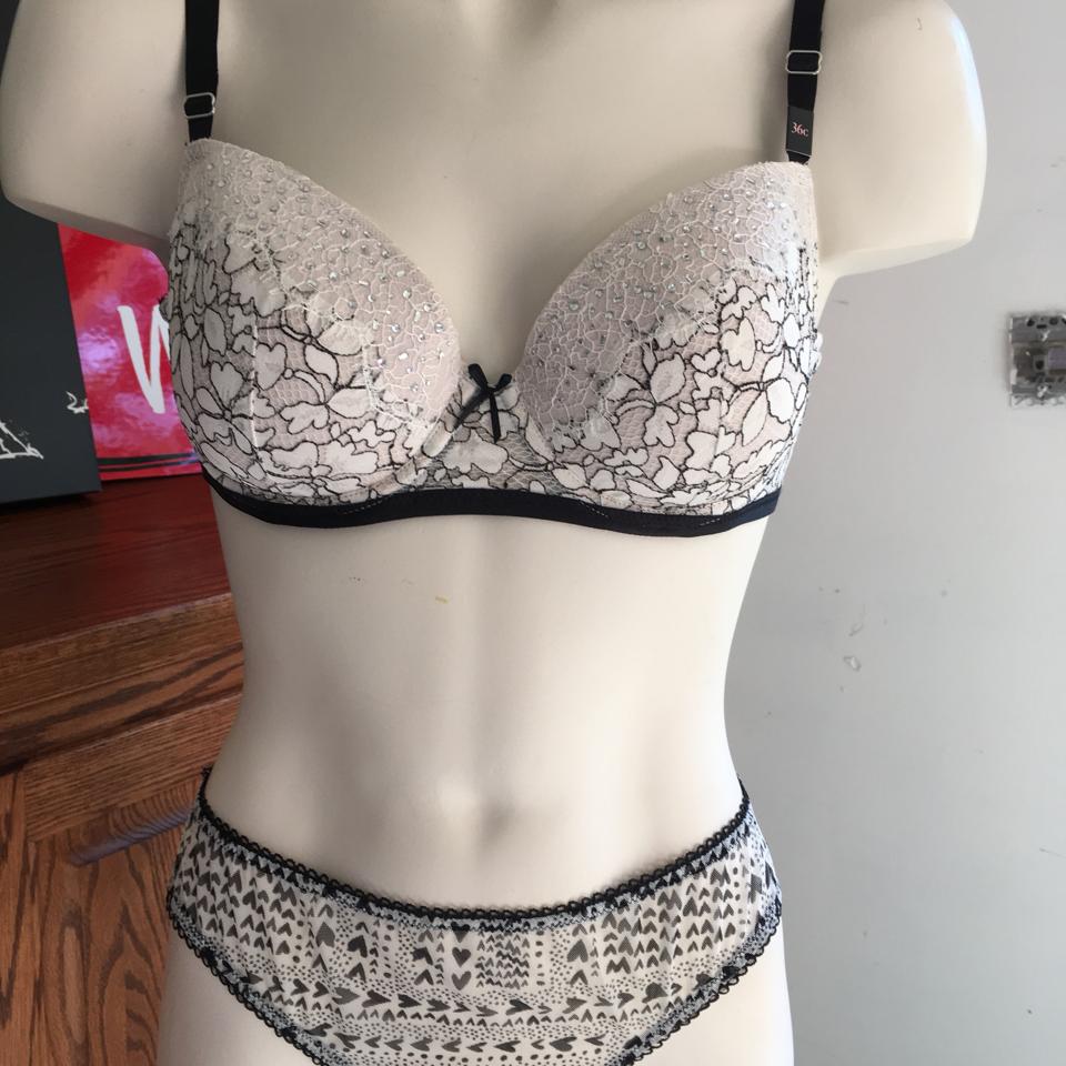 Victoria's Secret new with tags dream angels - Depop