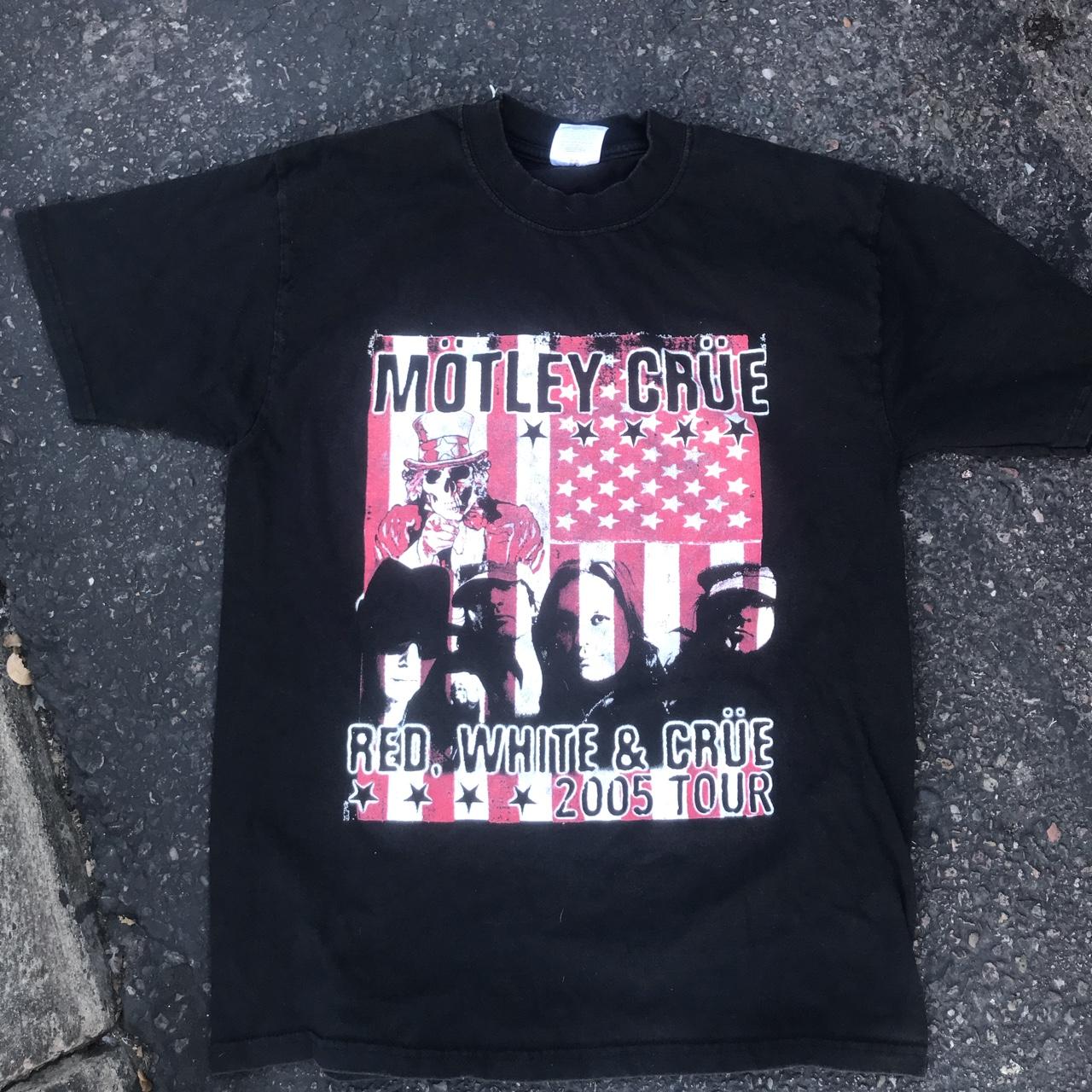Motley Crue 2005 Red, White and Crue tour t size | Depop