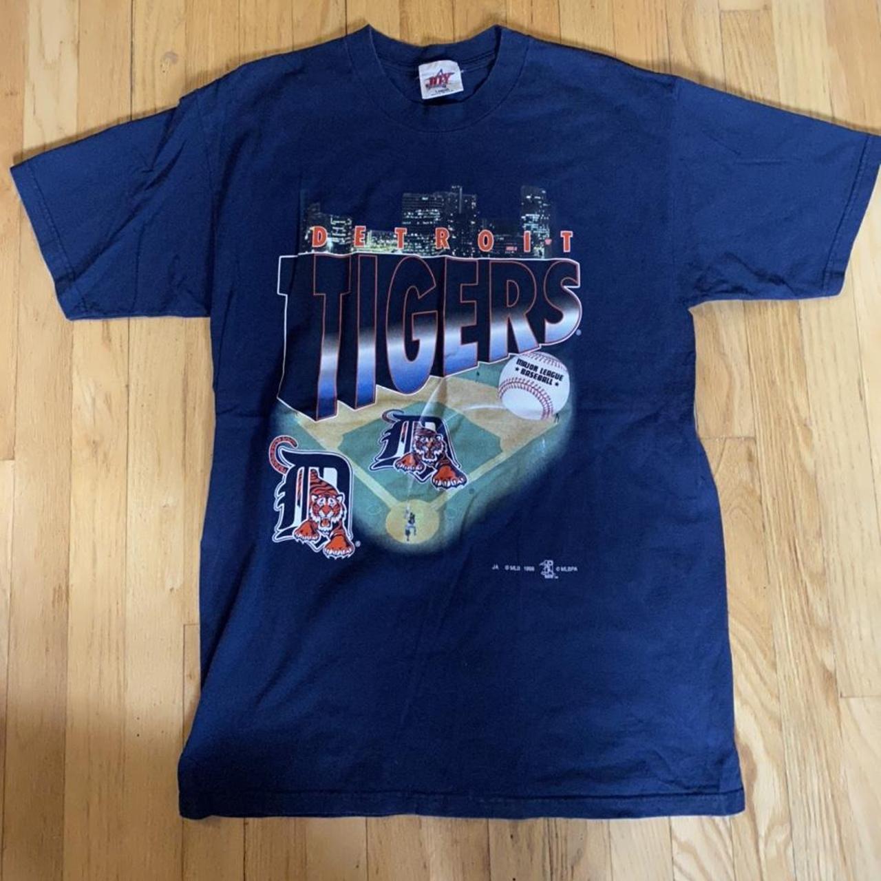 Detroit Tigers T Shirt - Depop