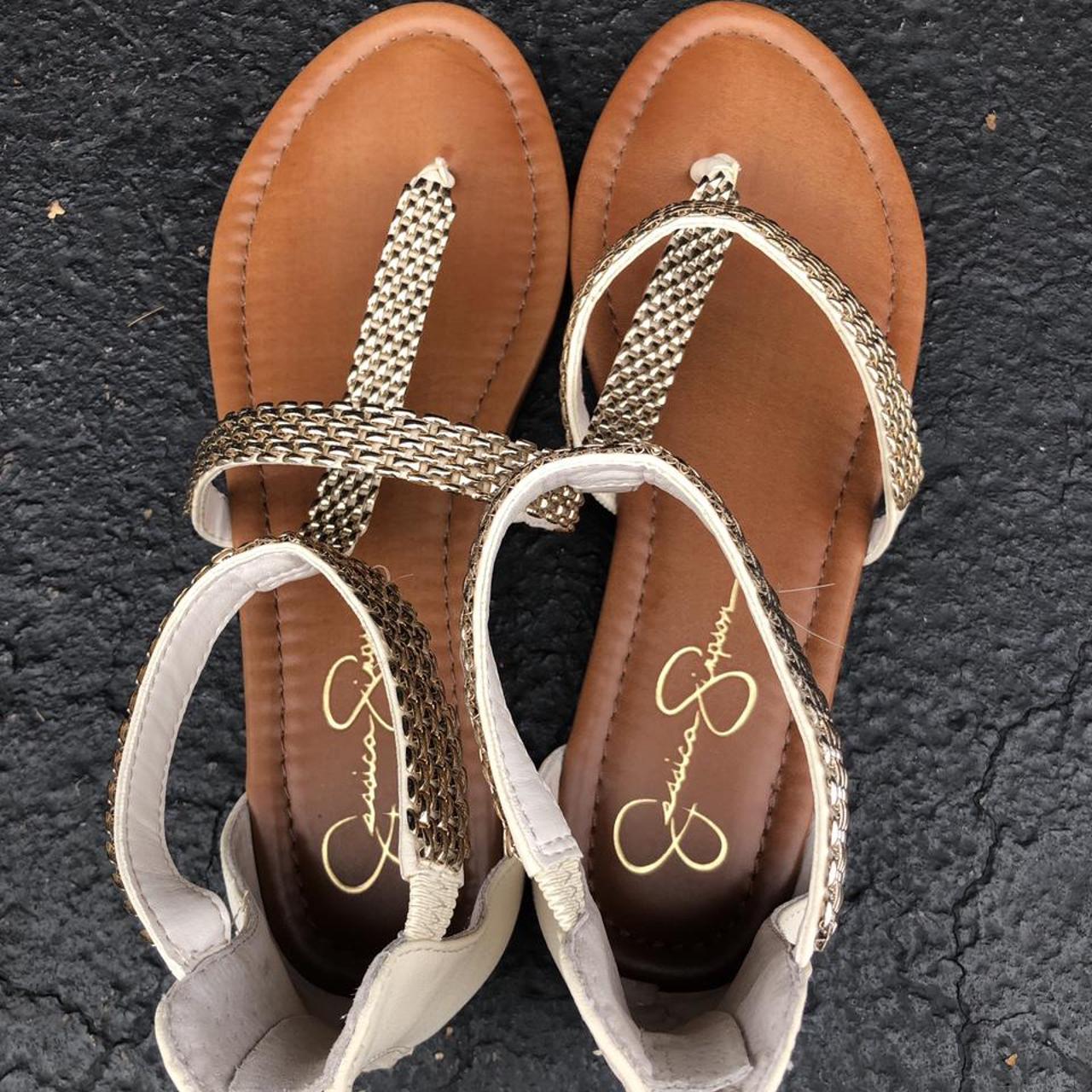 Jessica simpson flip discount flops