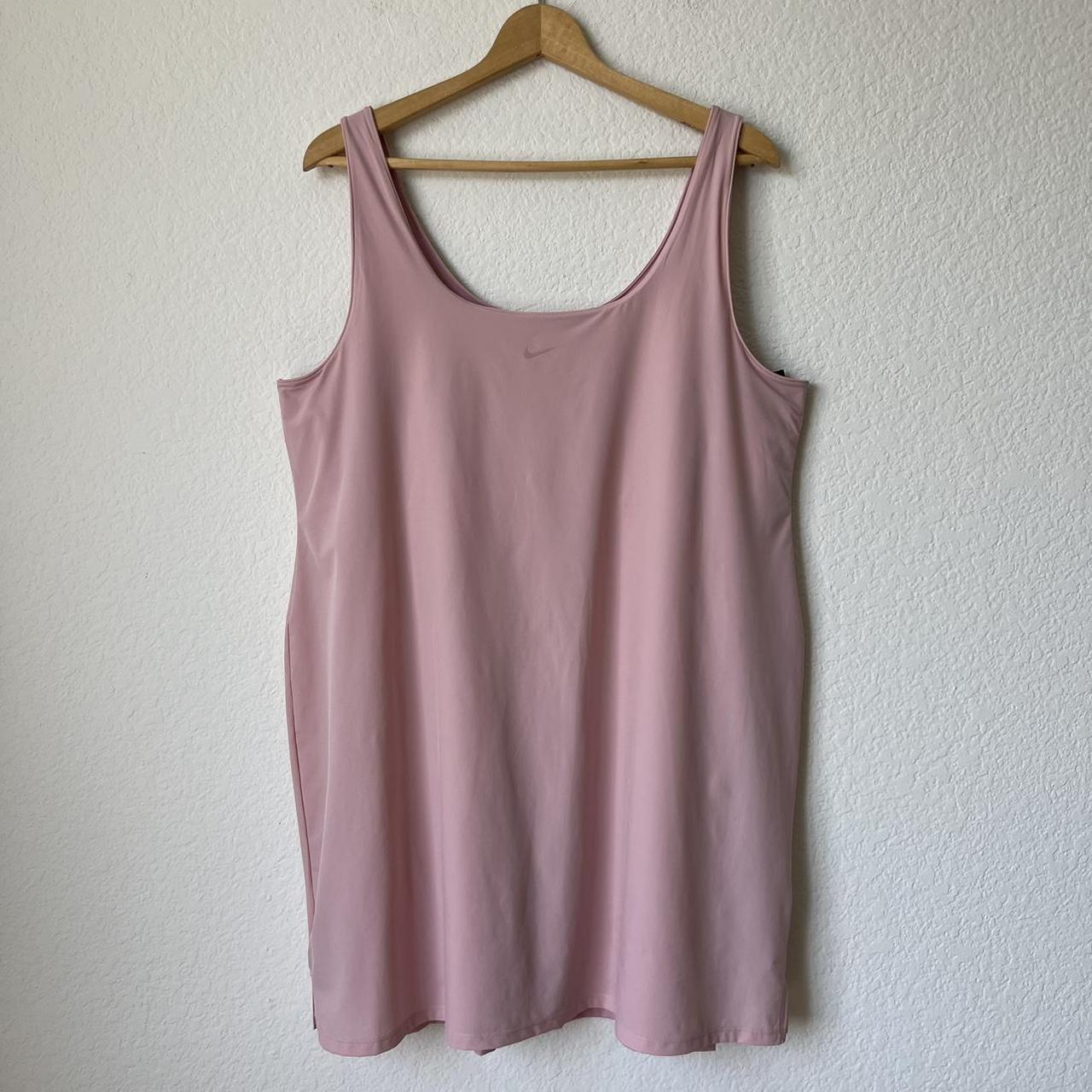 Light pink nike dress sale