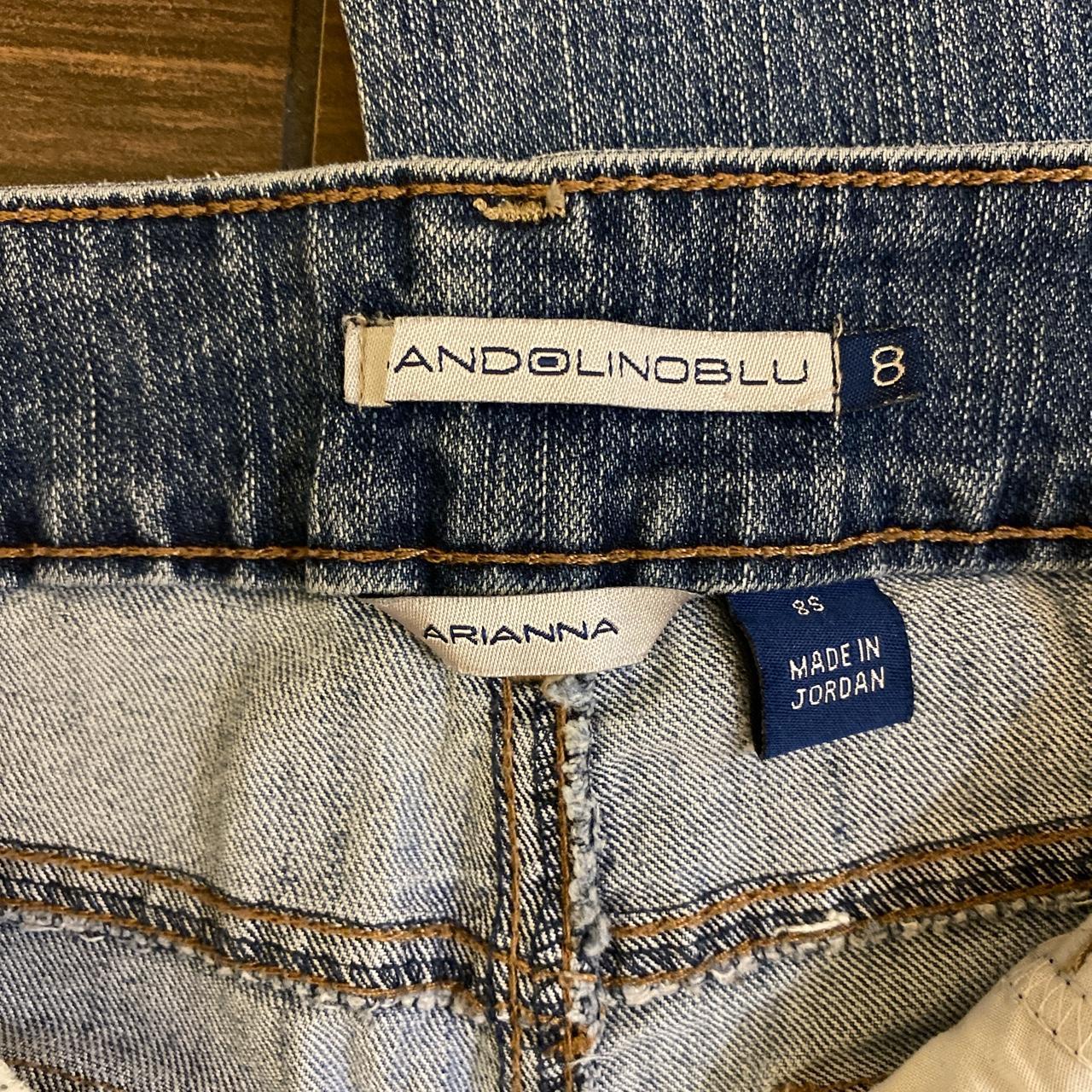 Bandolino Women's Blue and Navy Jeans | Depop