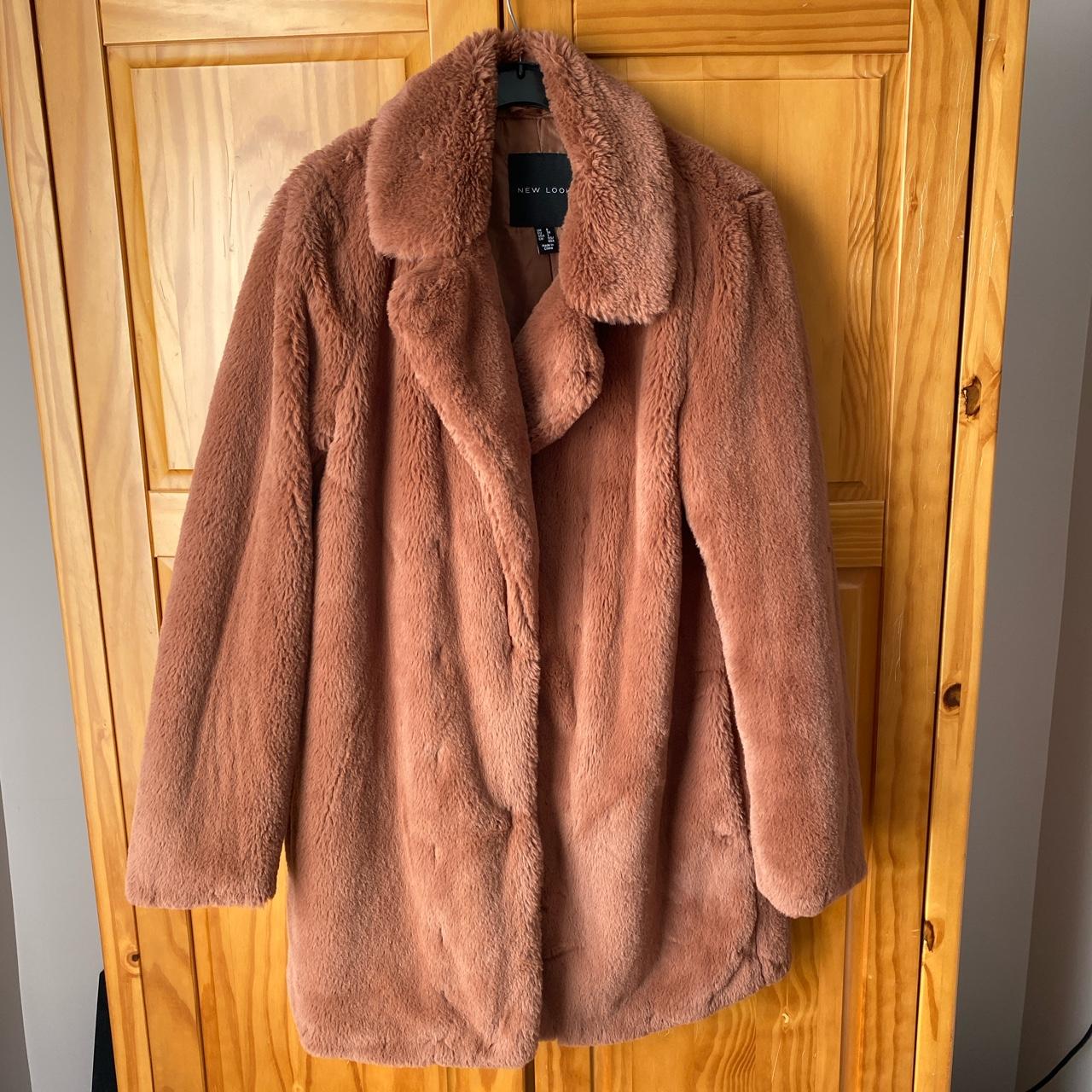 Gorgeous New Look size 6 copper rust faux fur coat. Depop