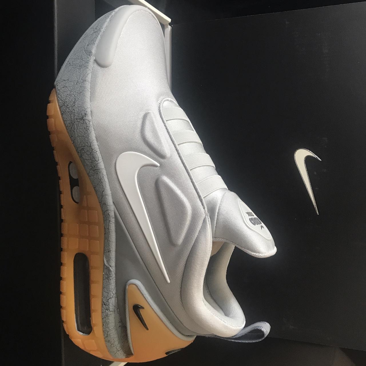 nike auto adapt max motherboard