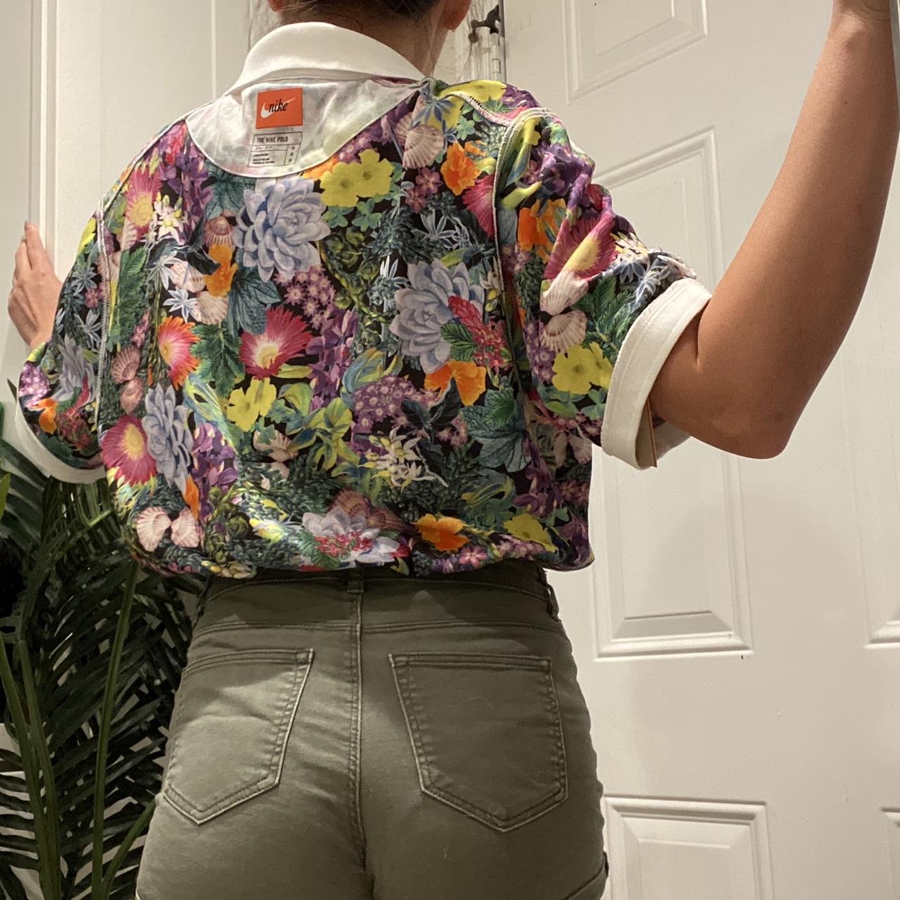 nike floral crop top