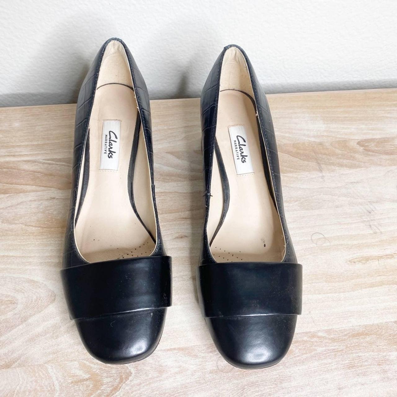 Clarks Women's Black Courts | Depop