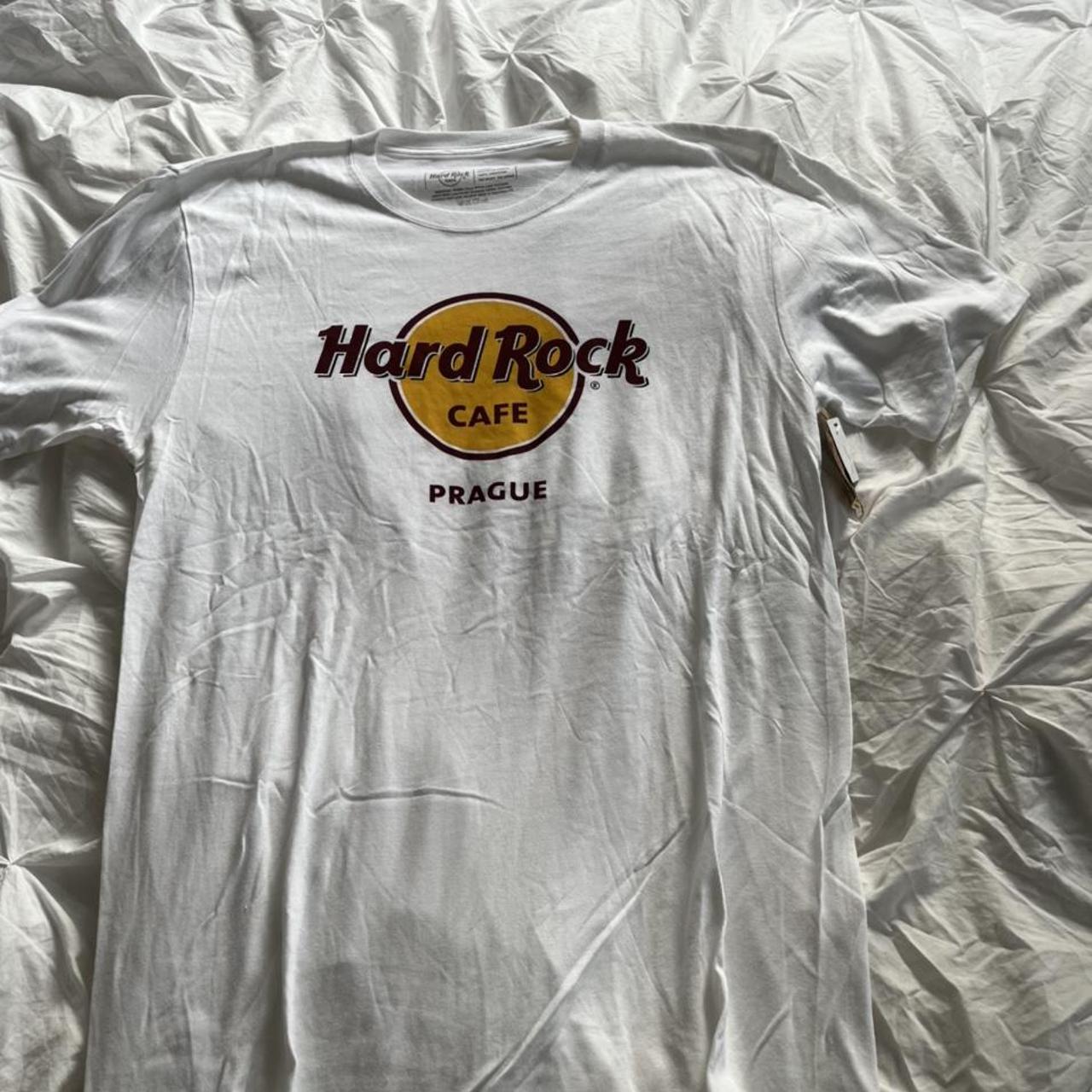 Hard Rock Cafe Men's T-shirt | Depop