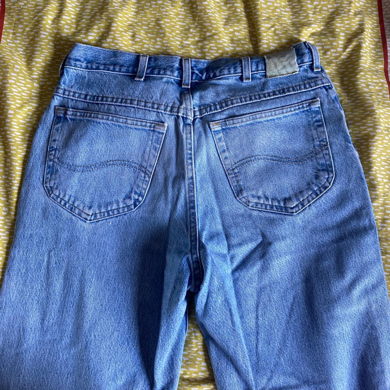 vintage Lee blue baggy jeans w32 L32 have a small... - Depop