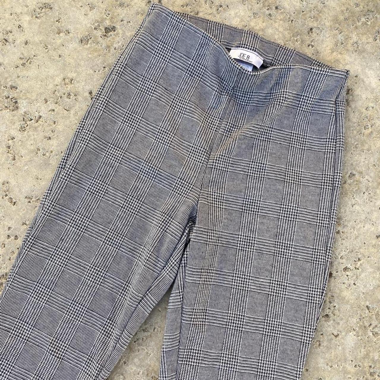 Product Image 2 - Joe B patterned grey trousers