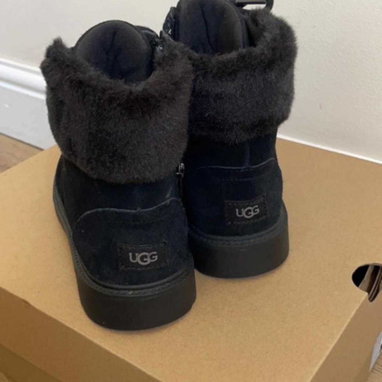 Junior girls Ugg boots size 2, worn once for a few... - Depop