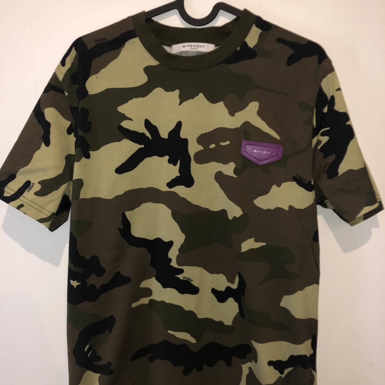 Givenchy camo hotsell t shirt