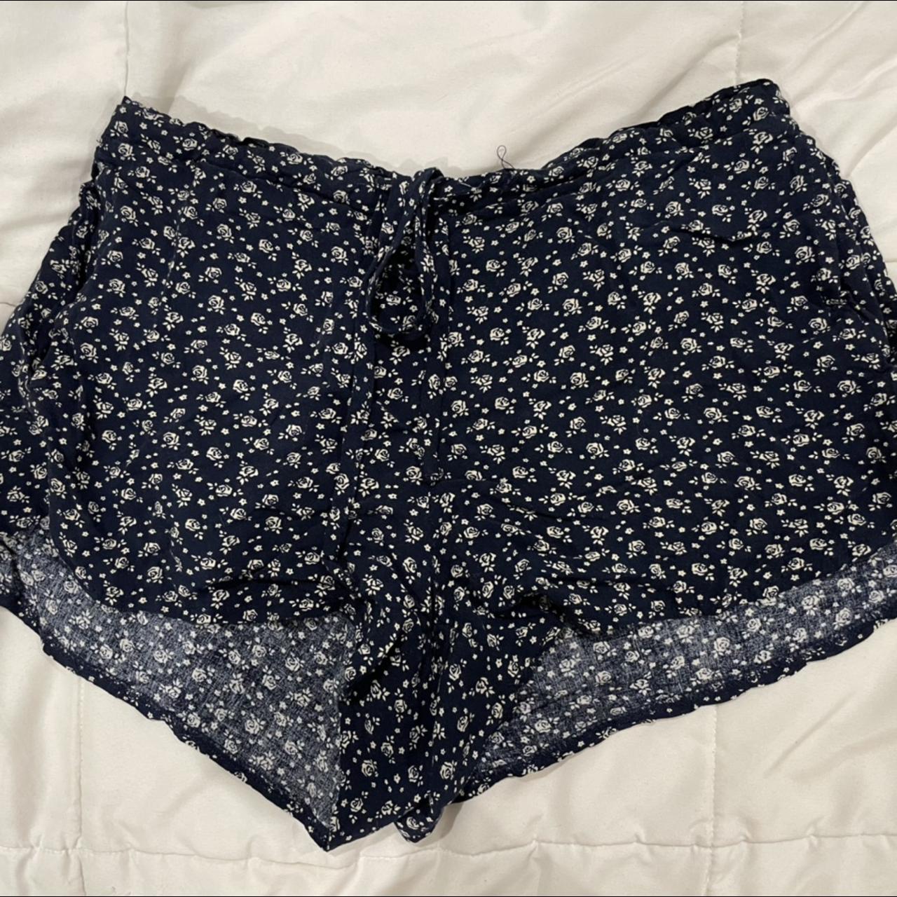 Paisley Print Swim Trunks Real nice navy blue - Depop