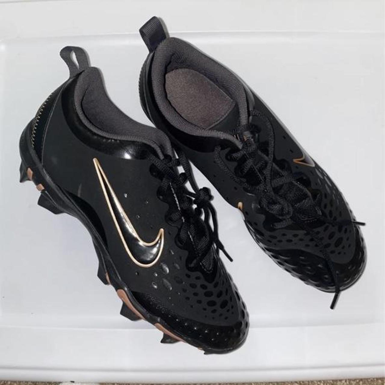 Black and rose gold Nike cleats Details size