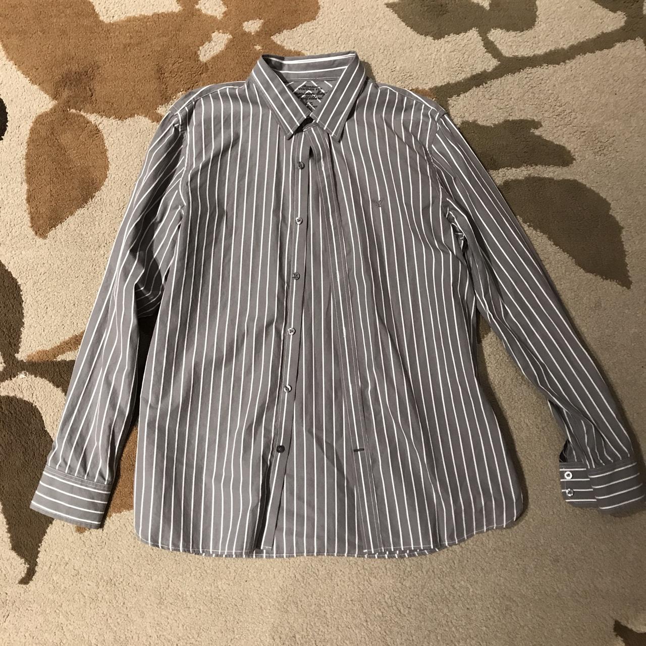 Large American Eagle outfitters gray and white lined... - Depop