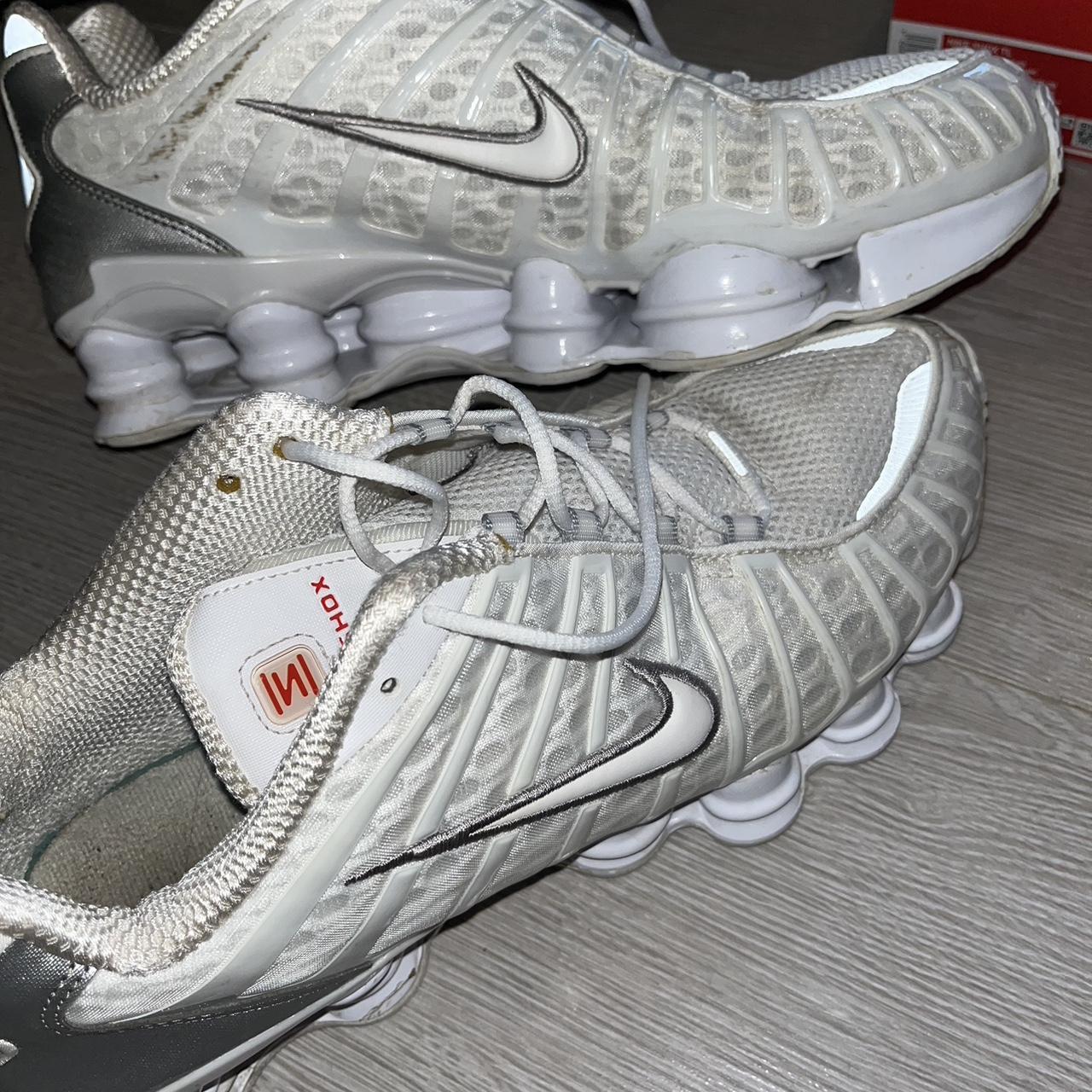mens nike shox size 10.5