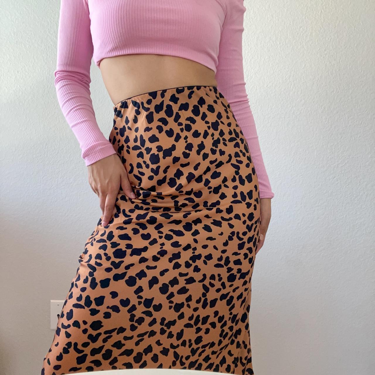 depop midi skirt