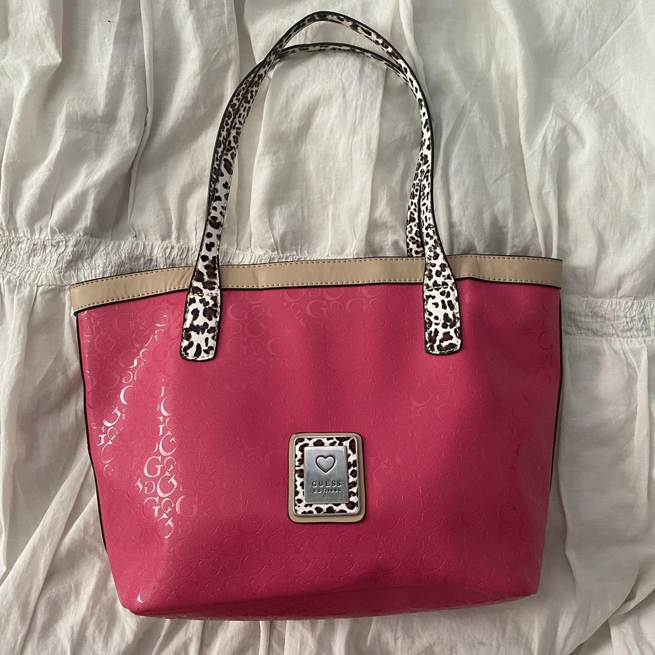 Hot pink guess purse online