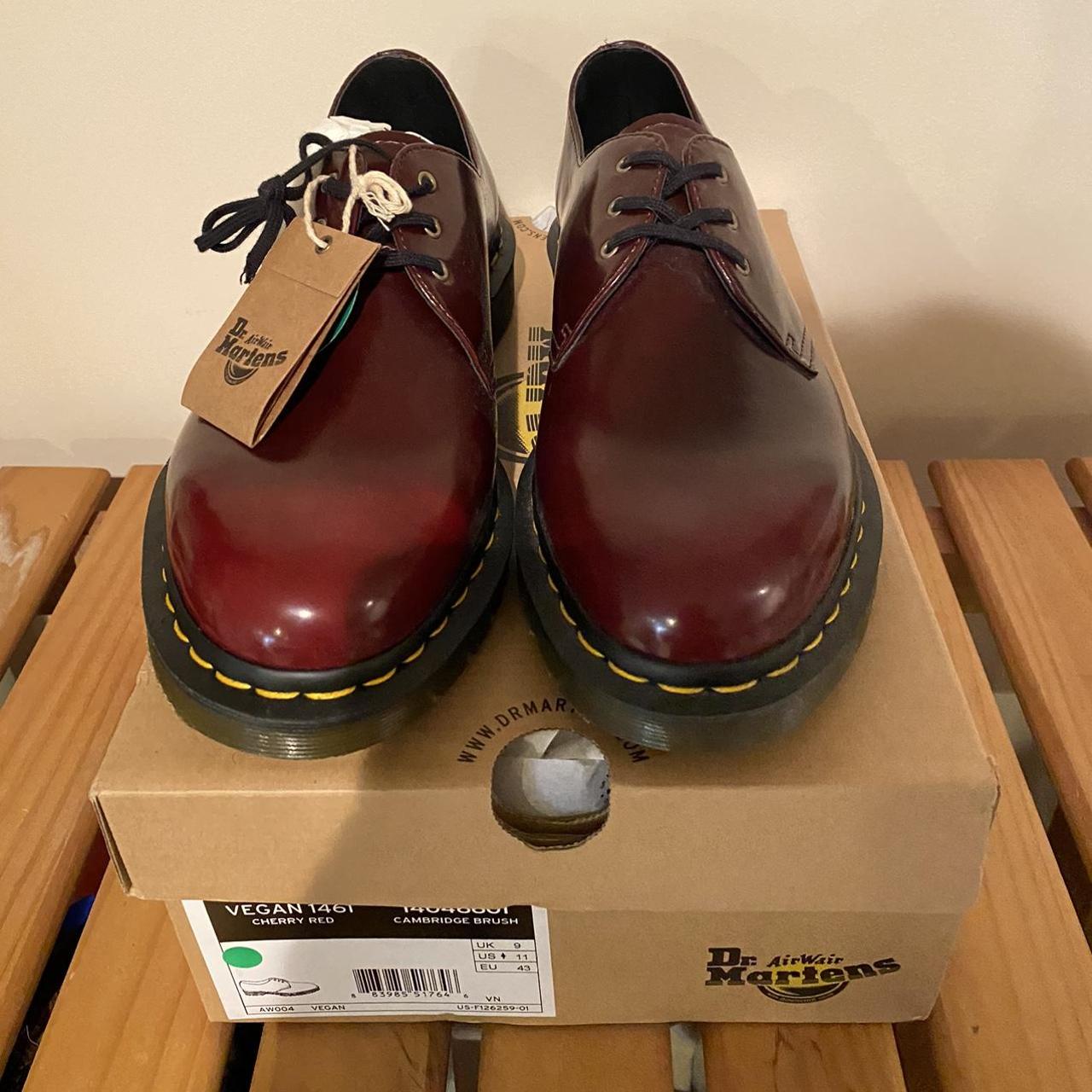 Women's Burgundy and Red Oxfords | Depop