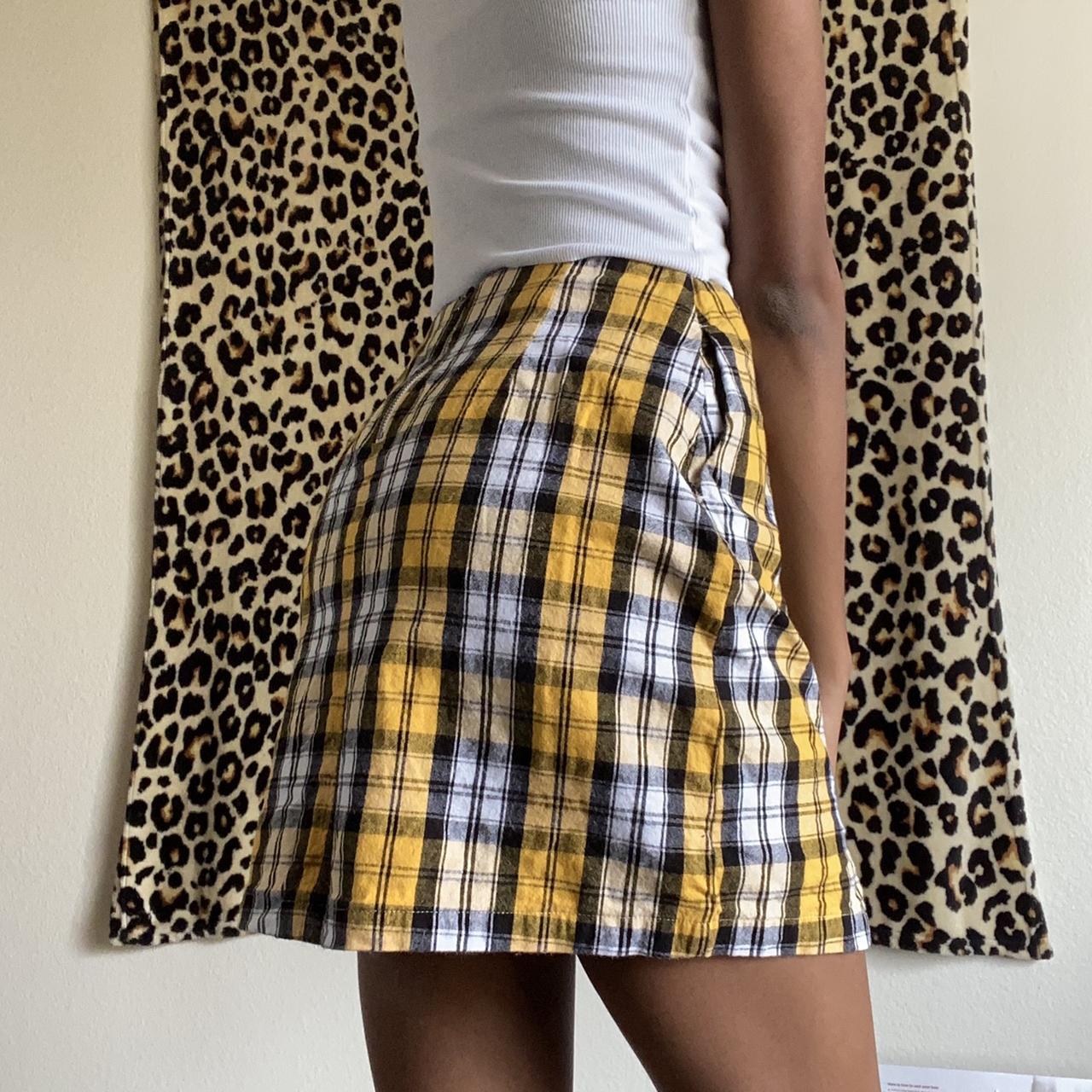 Hollister black plaid outlet skirt