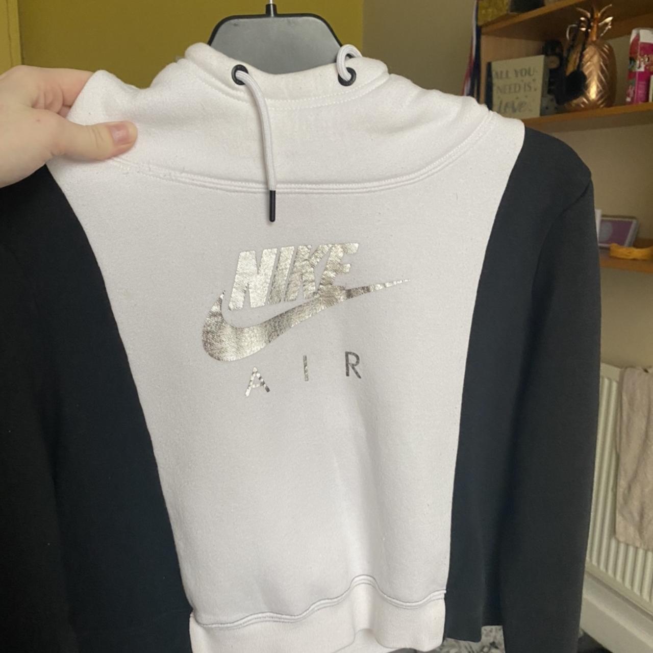 cropped nike air hoodie