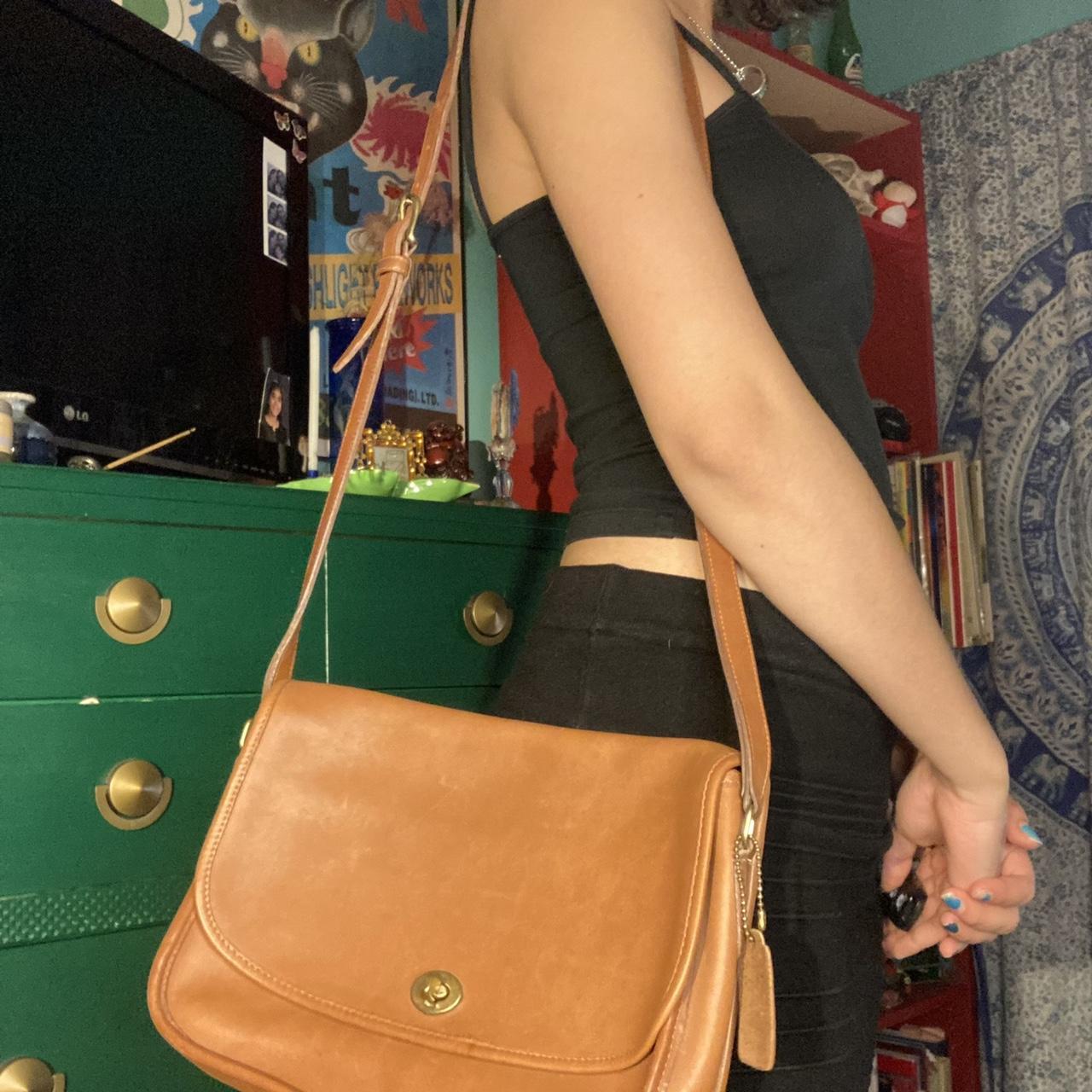 Obsessed 😍 this bag is called the “world traveler” from @vintagebohob