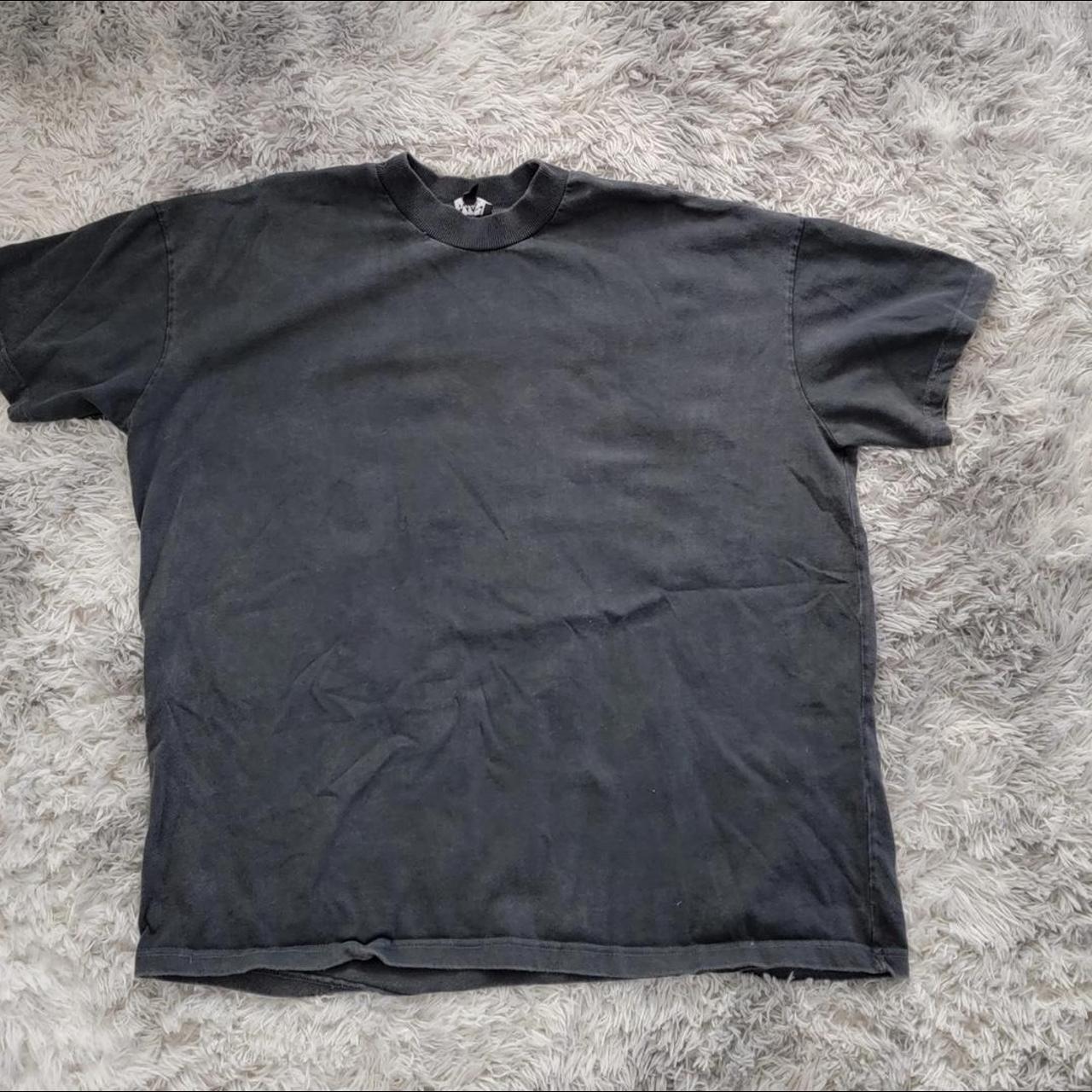 Boohoo Men's Black and Grey T-shirt | Depop