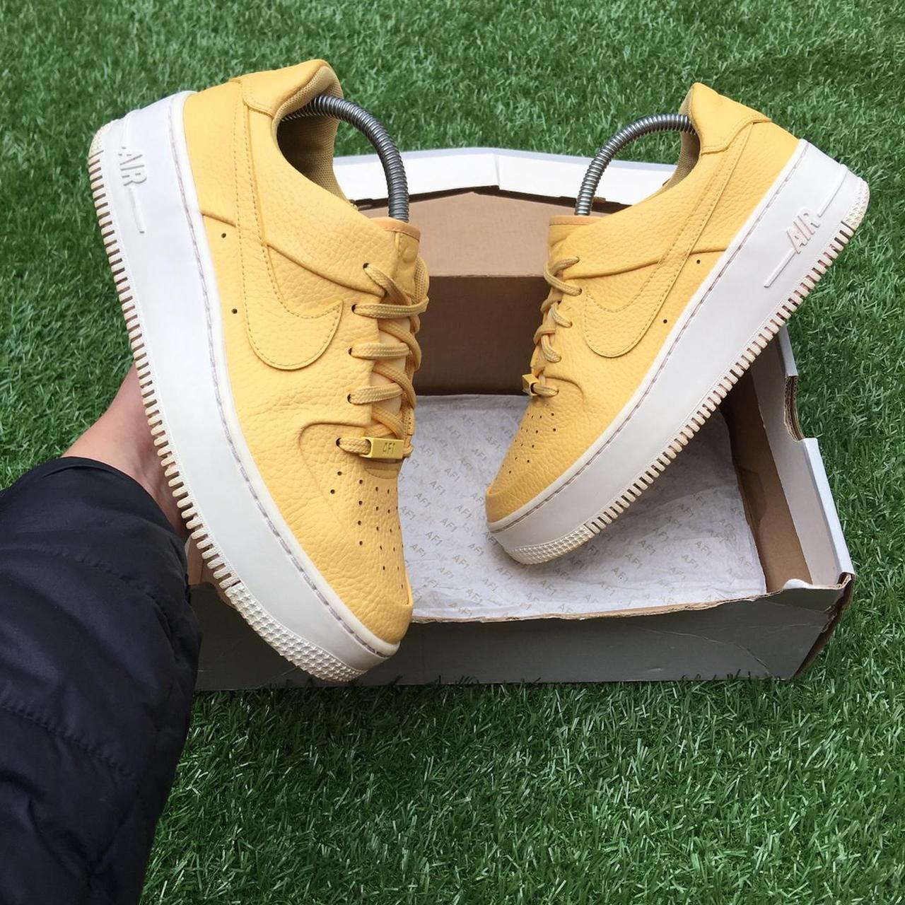 af1 sage low yellow