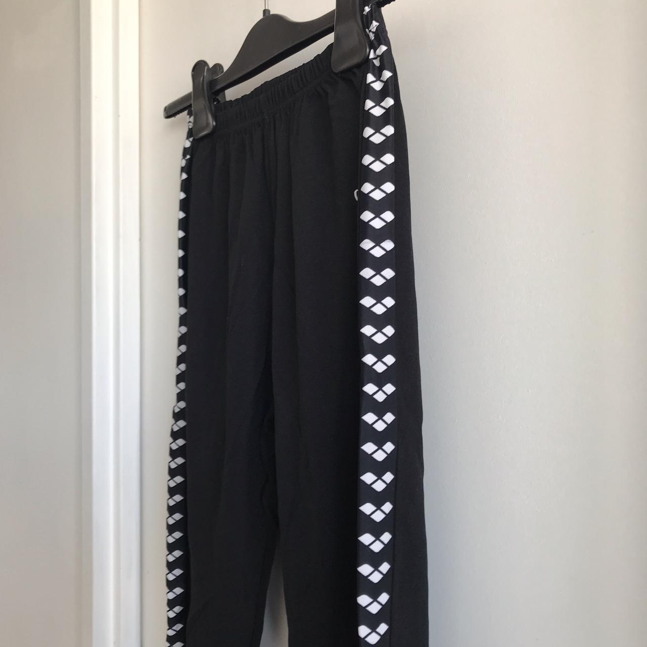 Leggings Arena/ Vintage anni ‘90/ nero e bianco/... - Depop