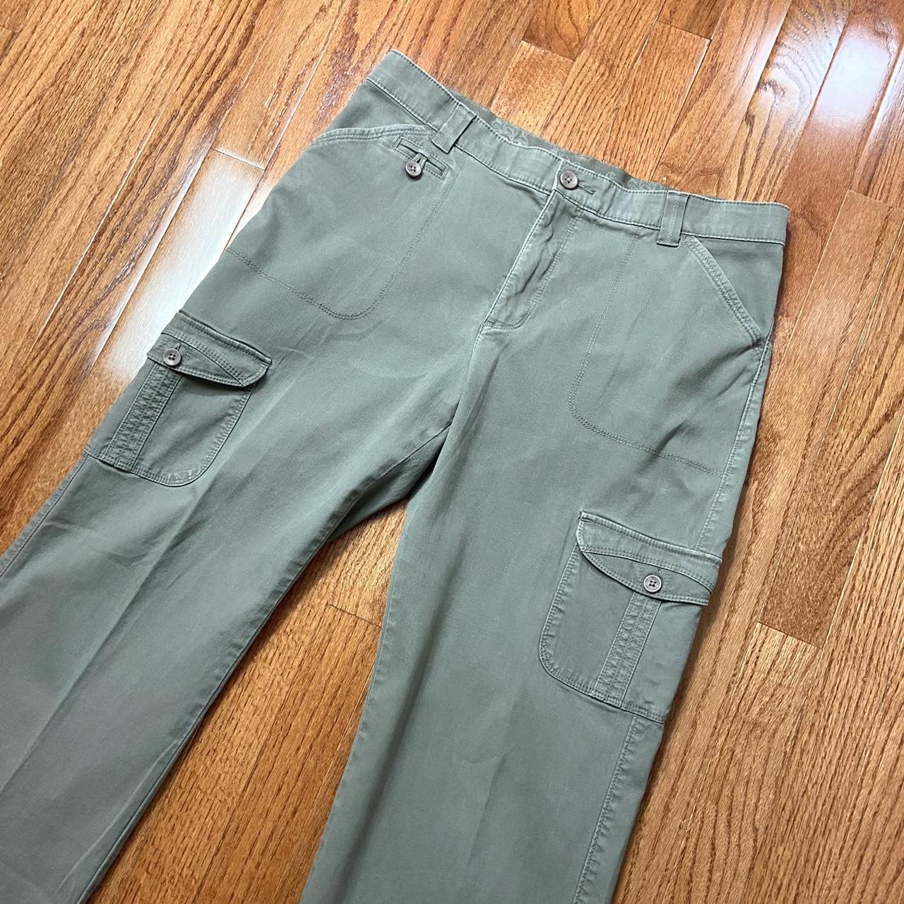 🌿 Classic Cargo Pants~ In Between An Olive Depop 1072