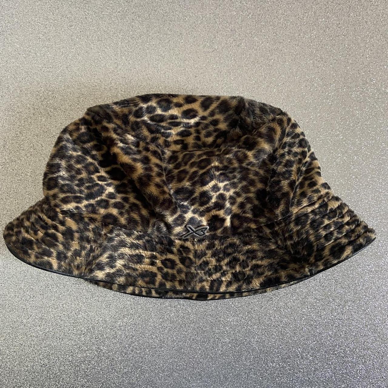 💗 Early 2000s leopard print bucket hat~ super cute... - Depop