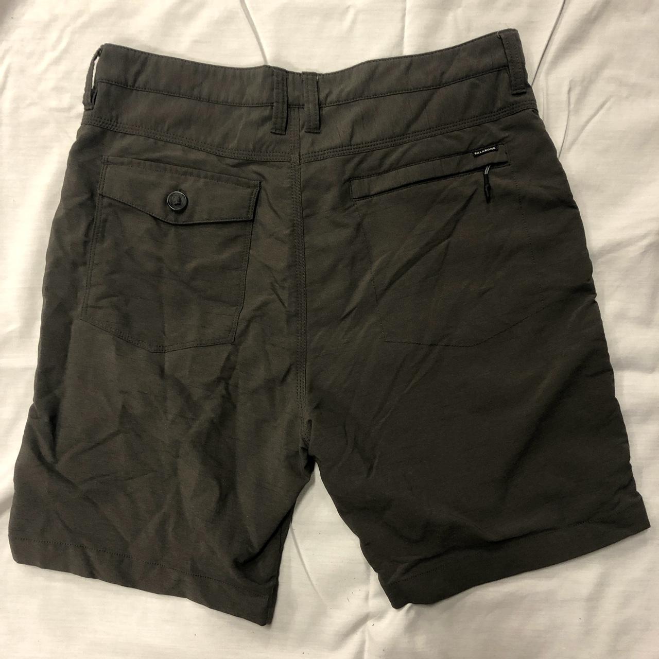 Billabong Men's Shorts (2)