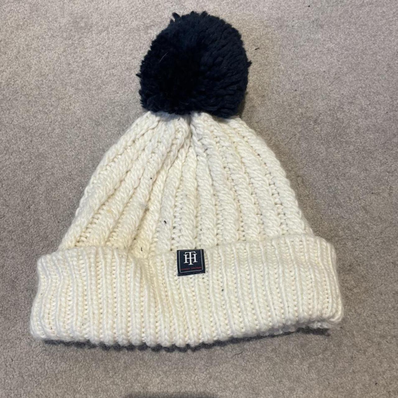 tommy hilfiger bobble hat