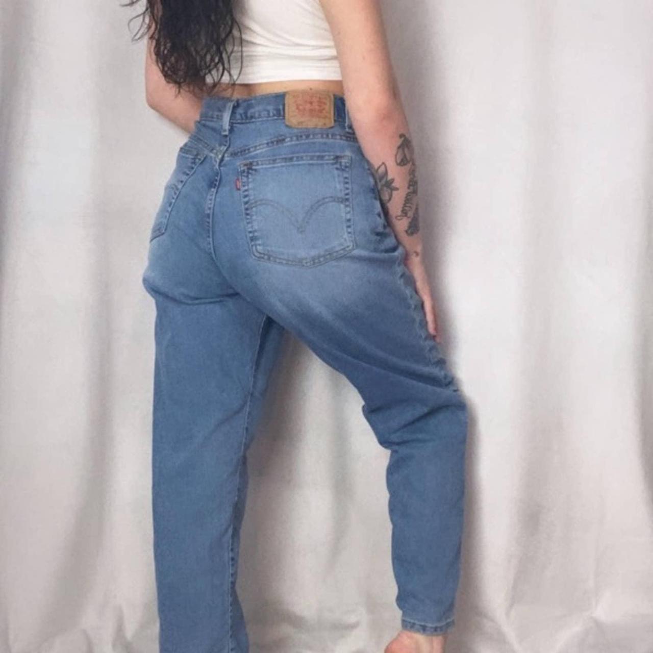 levi's 550 high waisted jeans