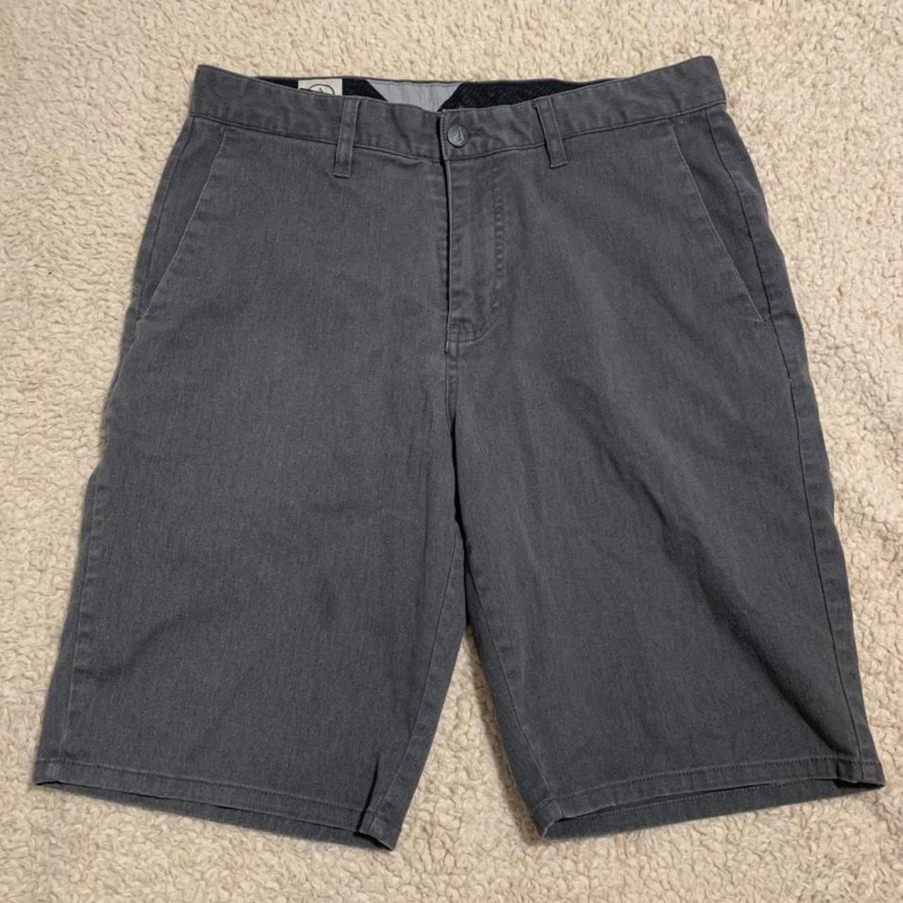 PacSun Men's Grey Shorts | Depop