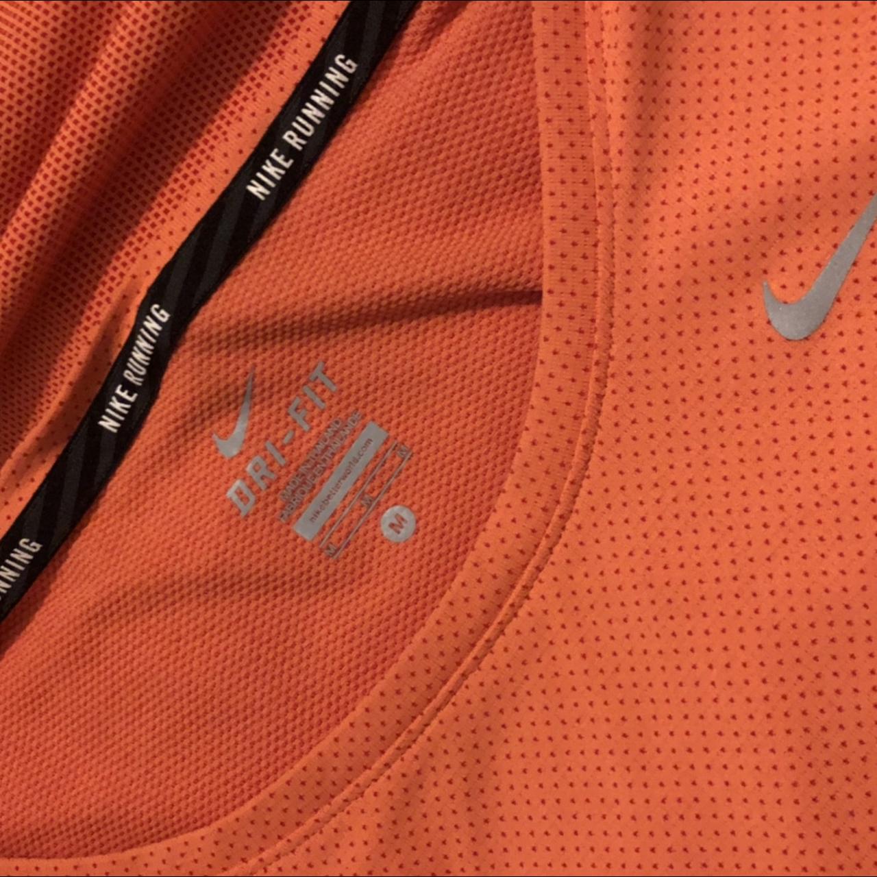 Nike Women's Pink and Orange T-shirt (2)