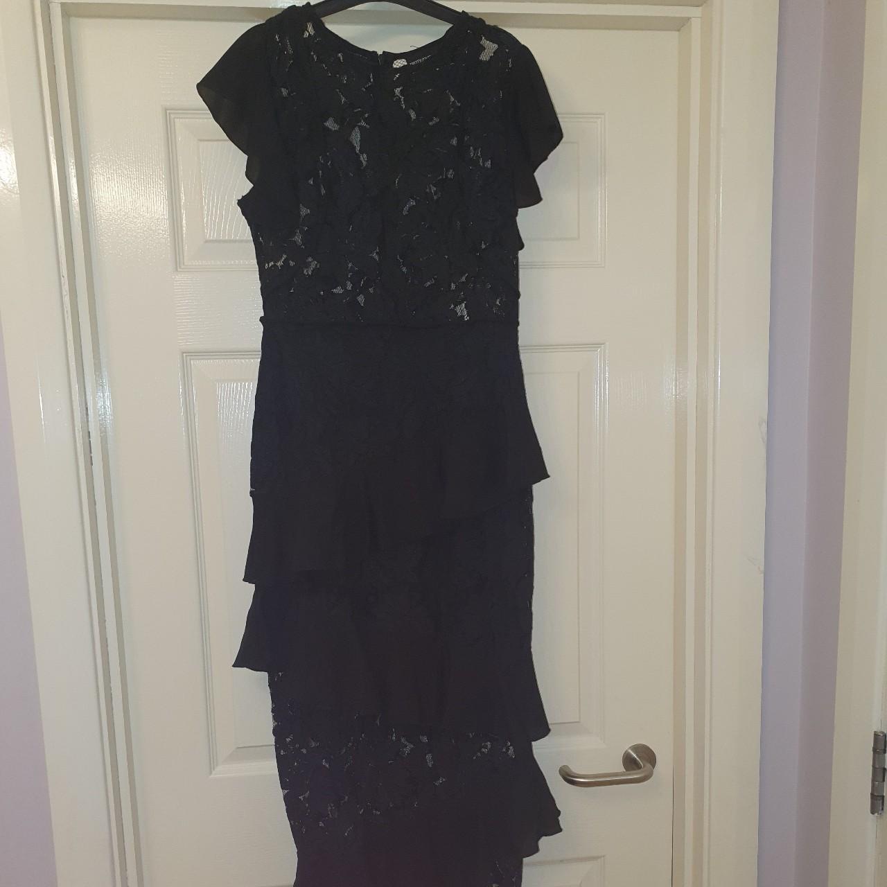 Black floor length dress - Depop