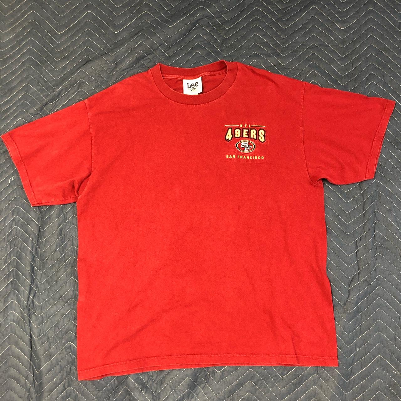 Lee Men's Red T-shirt | Depop