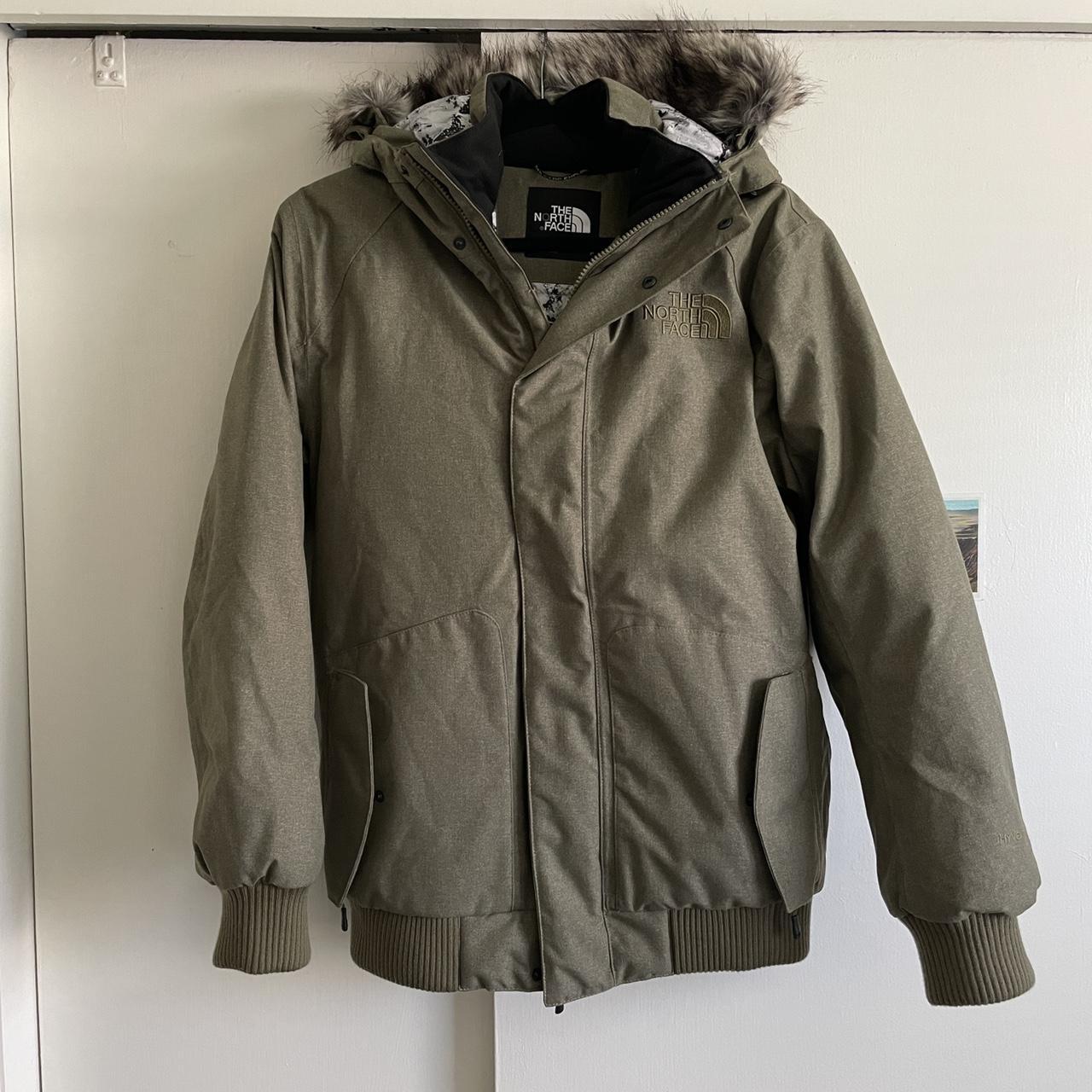 The North Face 800 Down Jacket With Detachable Fur... - Depop