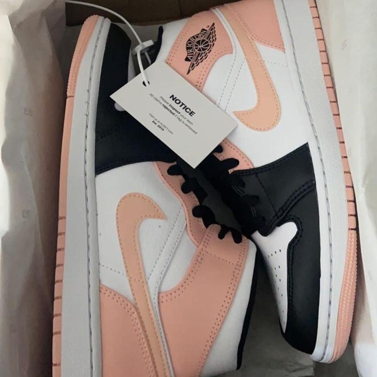 crimson jordan 1 mid