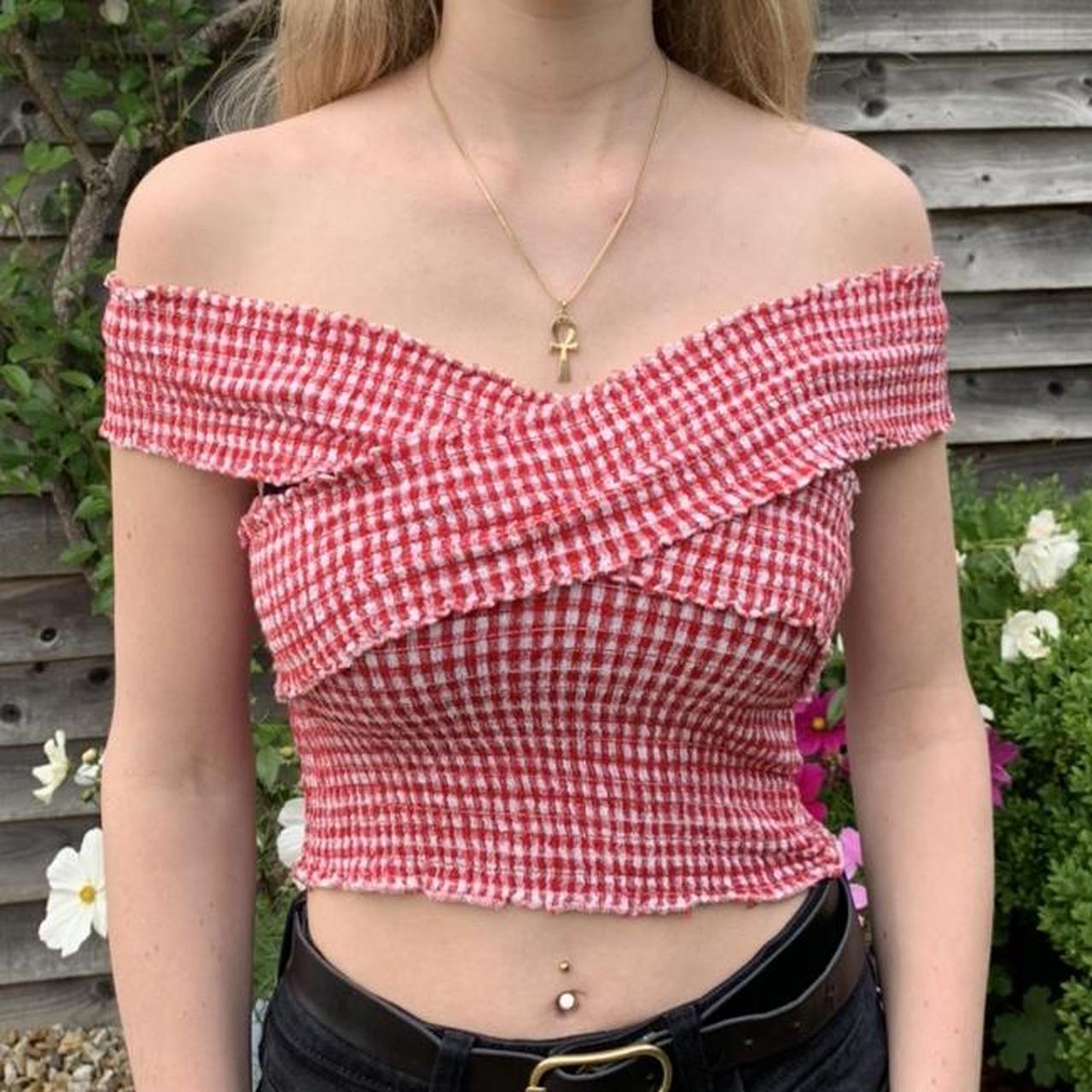 Women's White and Red Crop-top | Depop