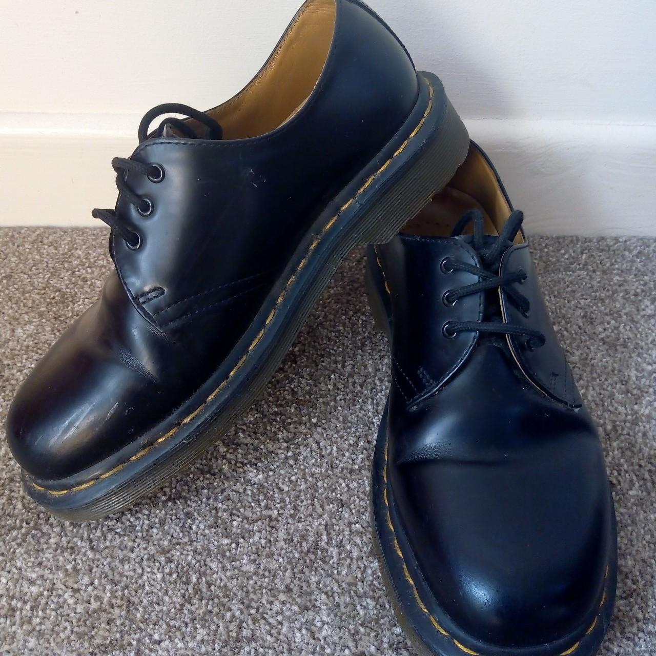 Doc martens cheap short shoes