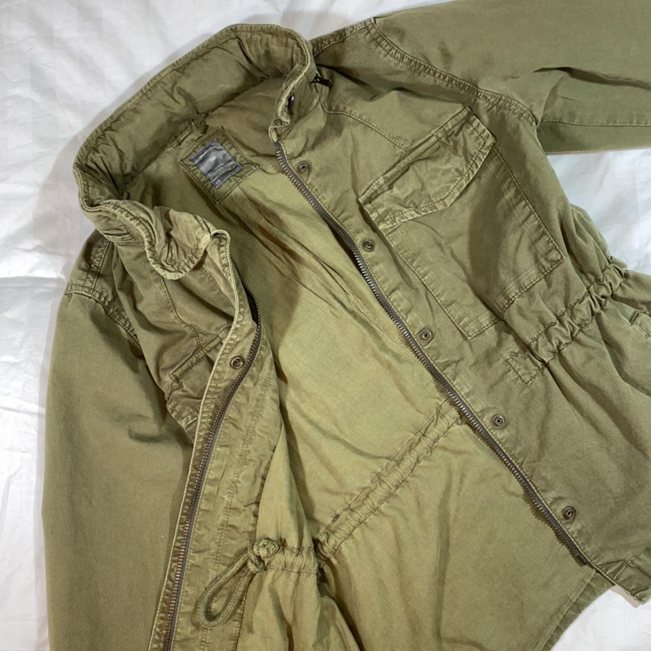 Super versatile olive green Gap utility style... - Depop