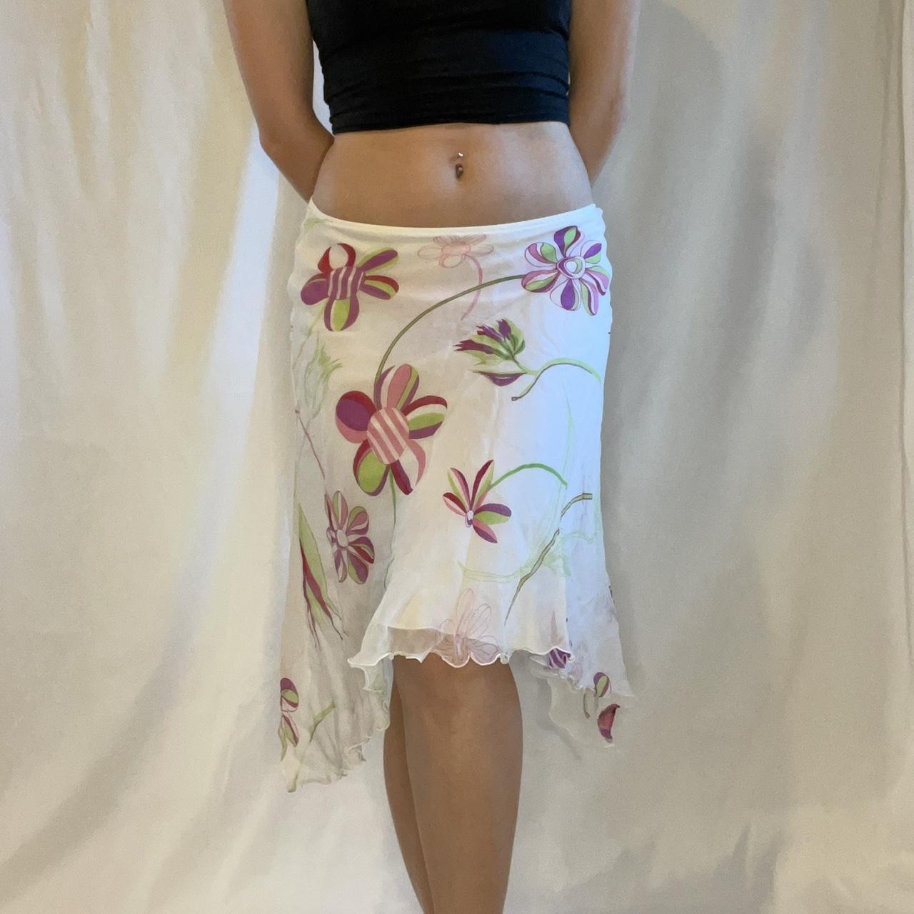 Product Image 3 - white floral midi skirt 

the
