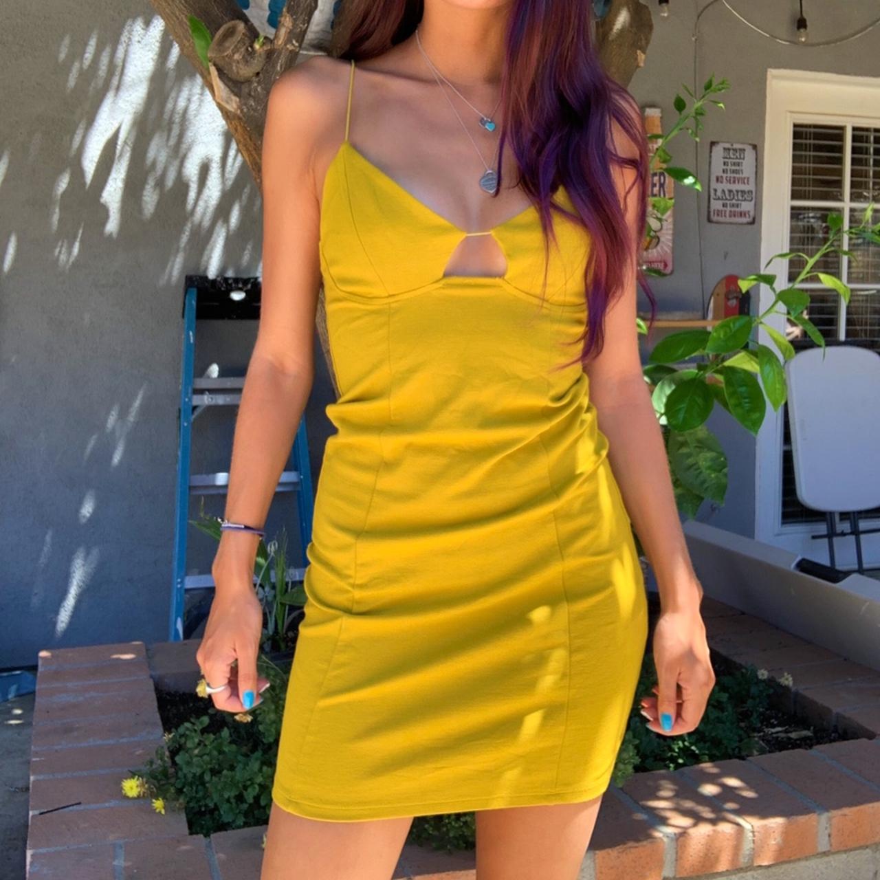 Yellow fashion tight dress