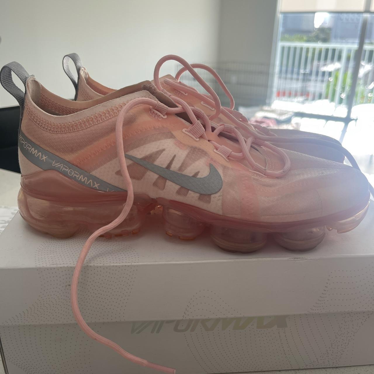 Echo 2024 pink vapormax