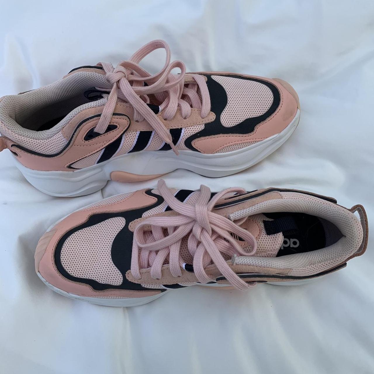 sneakers femme refine adapt adidas