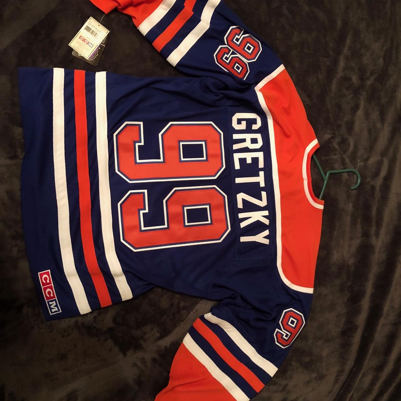 Wayne Gretzky Edmonton Oilers Signed CCM Heroes of Hockey Jersey